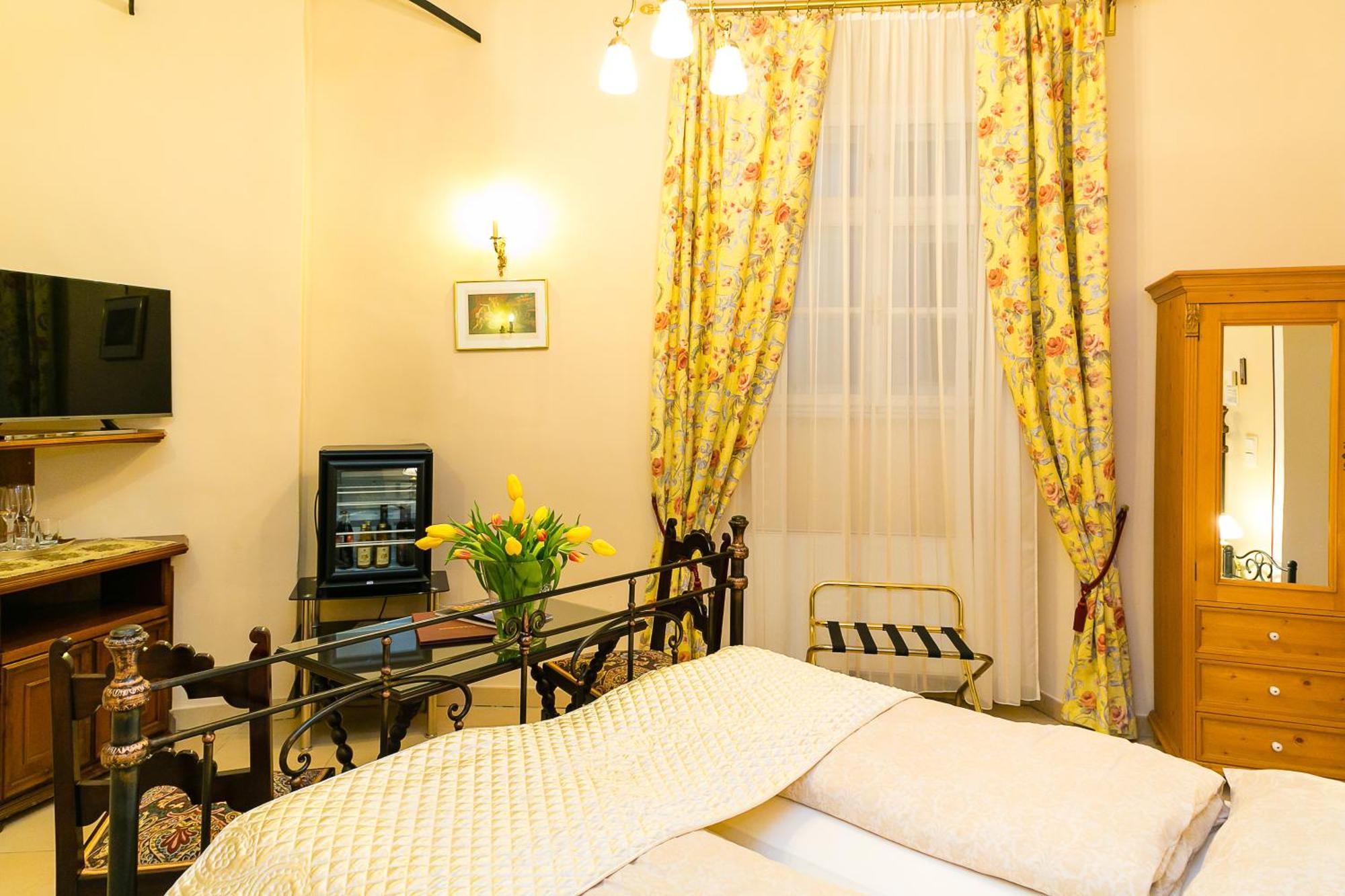 Boutique Hotel Ur-Wachau Вайсенкірхен-ін-дер-Вахау Екстер'єр фото